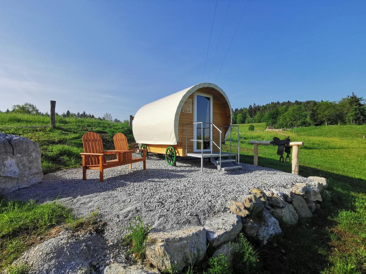 Cowboy'S Land Hotel Visnja Gora Luaran gambar