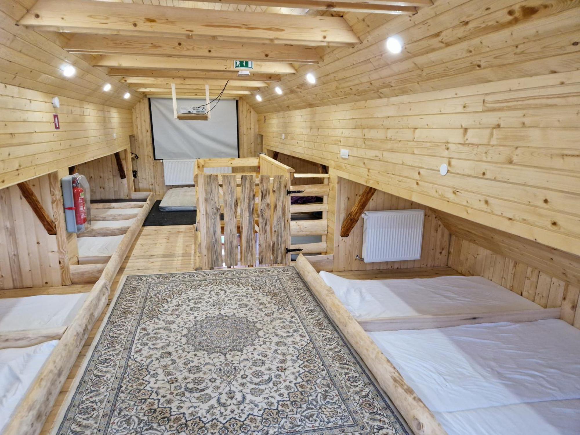 Cowboy'S Land Hotel Visnja Gora Luaran gambar