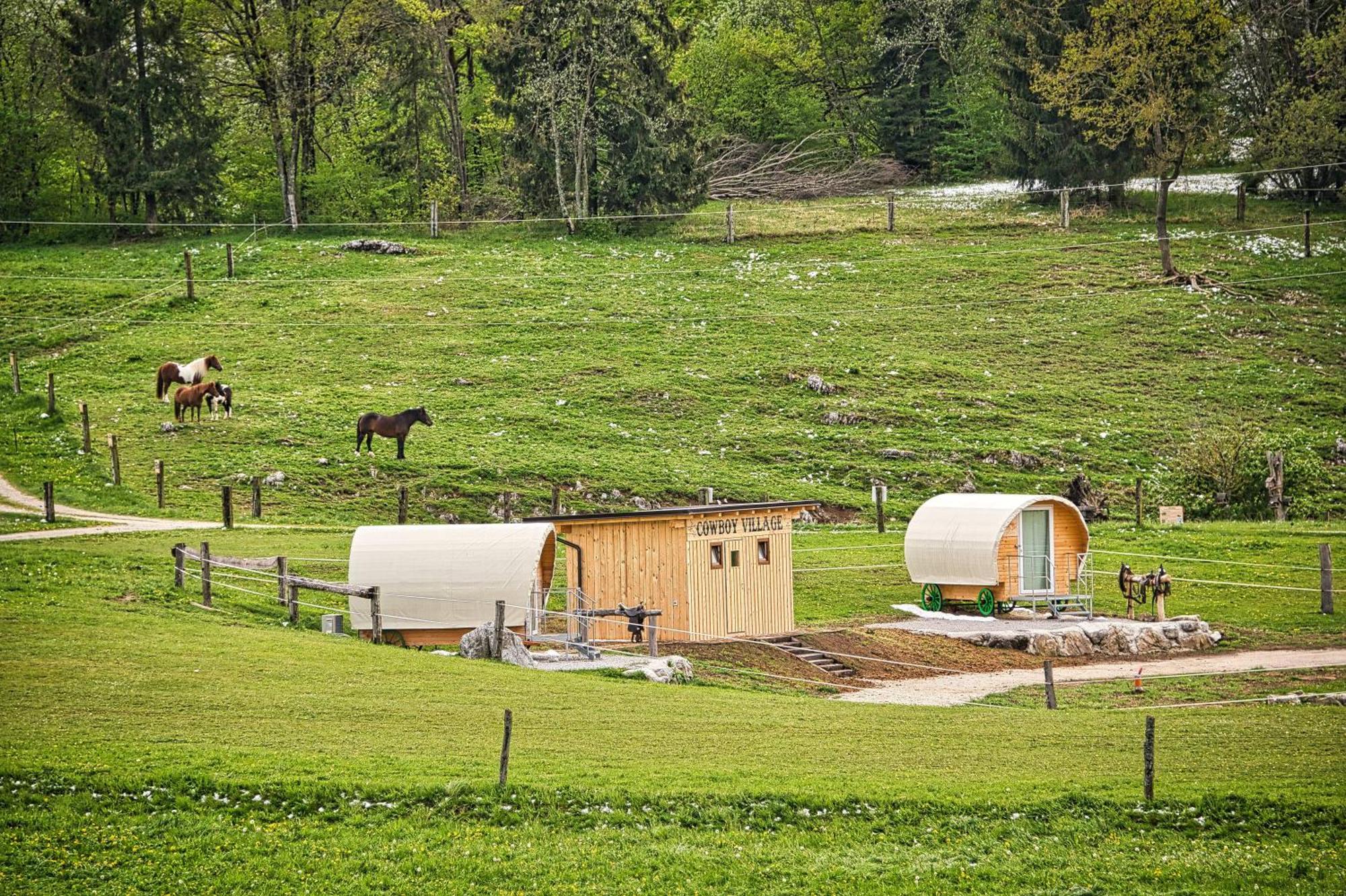 Cowboy'S Land Hotel Visnja Gora Luaran gambar